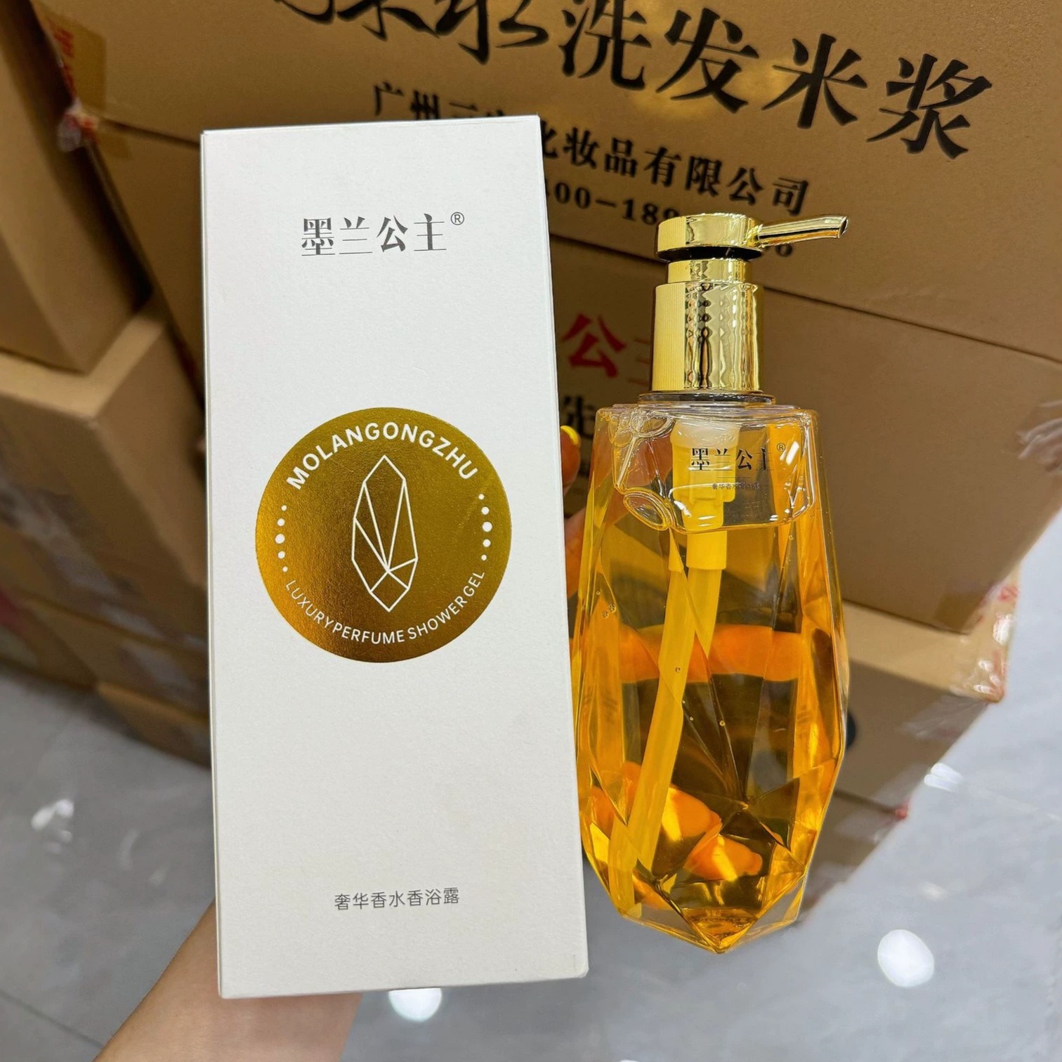 โมแลน ปริ๊นเซส ลักชัวรี่ เพอร์ - Perfume Fragrance Families บทวิจารณ์และราคา